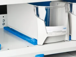 Plastic slides T4